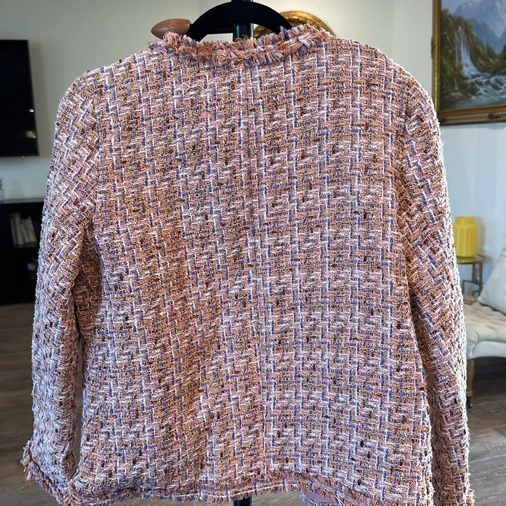 Woman’s Pink Code - Picture 2 of 3